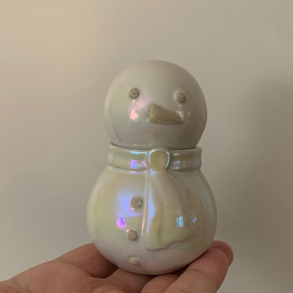 Anthropologie snowman salt and pepper shakers set